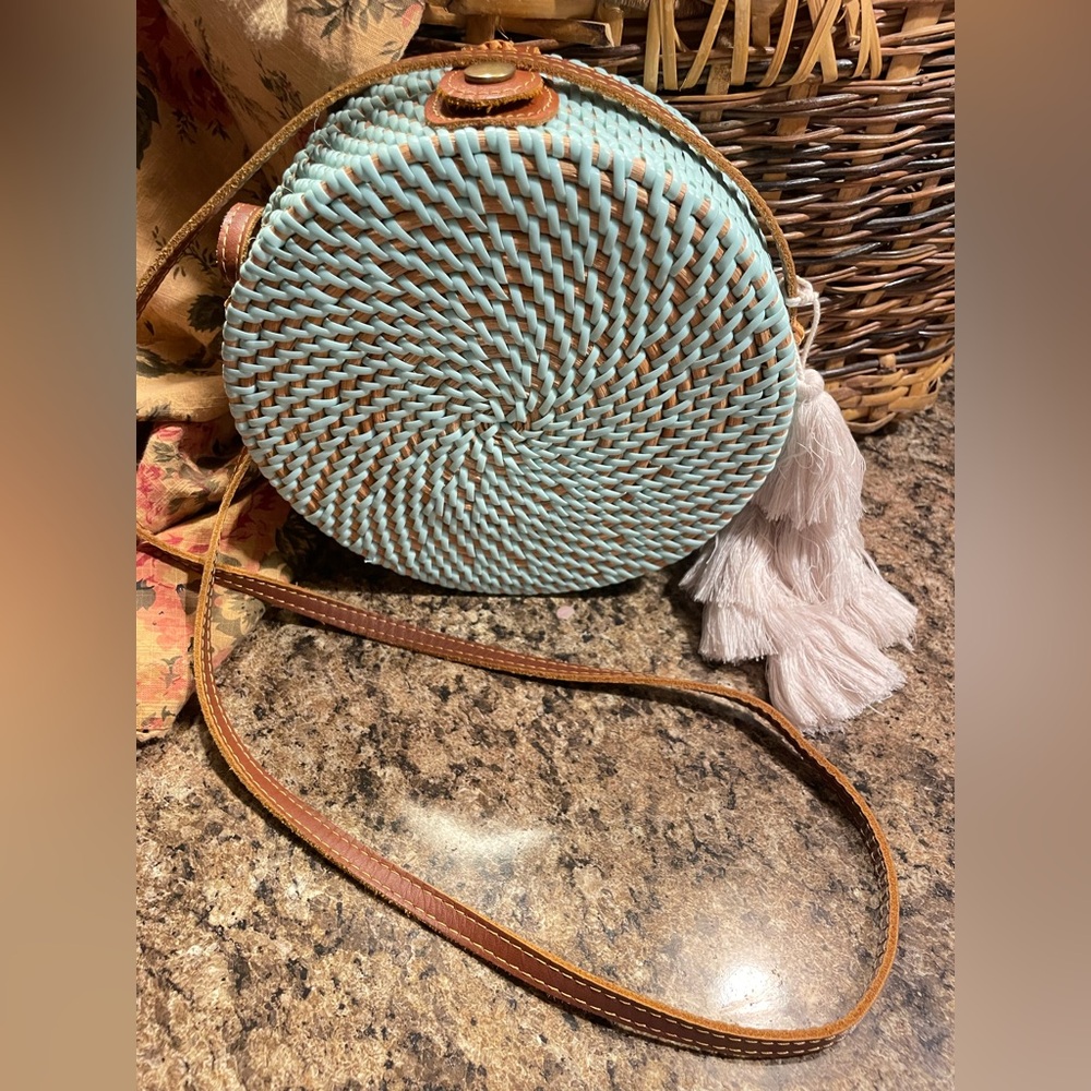 Rattan w Turquoise Weave Round Purse Crossbody Leather Strap w Tassel 8” - Picture 2 of 12